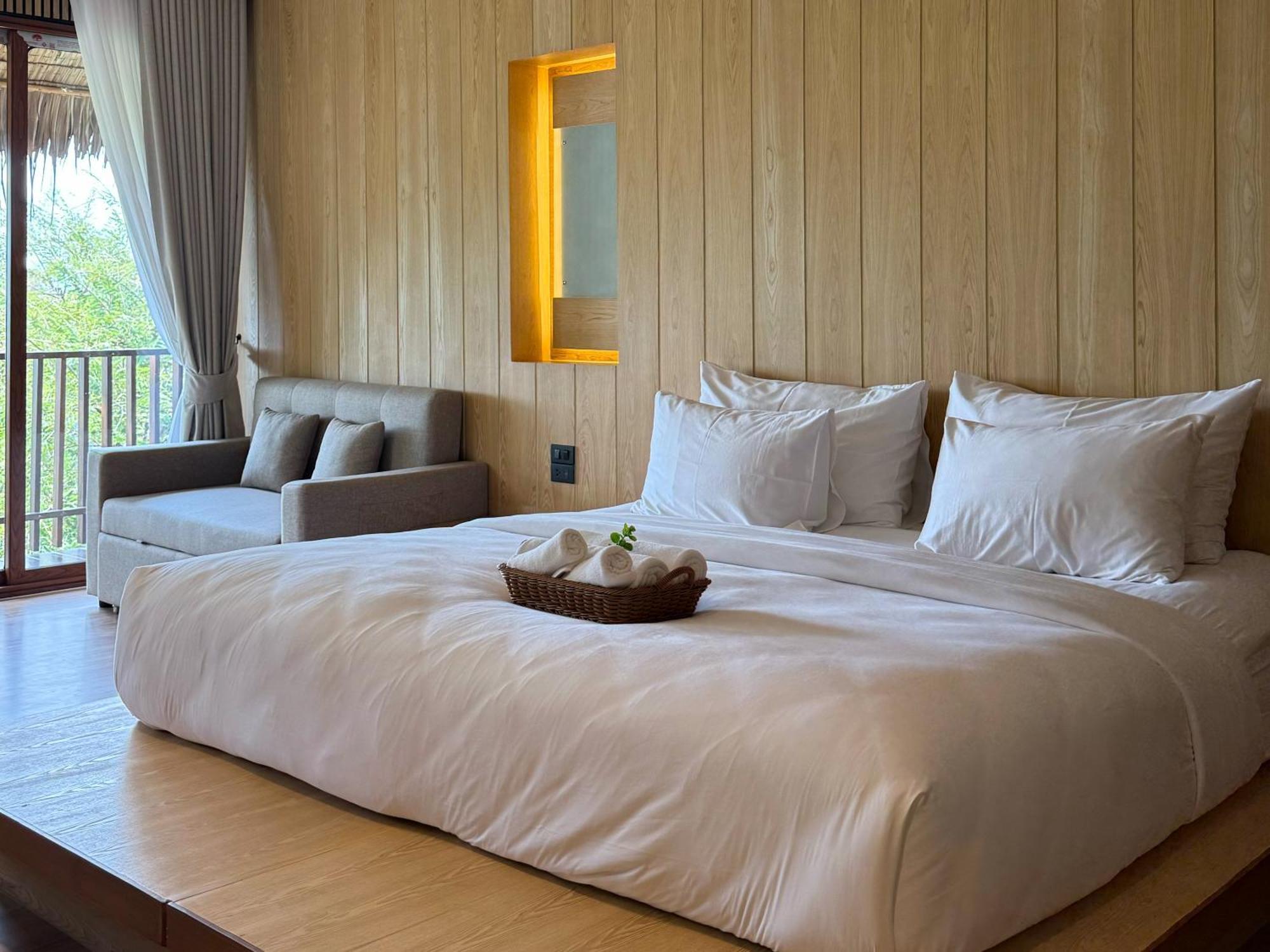 Le La Lake Resort And Spa Kaeng Krachan Exterior foto
